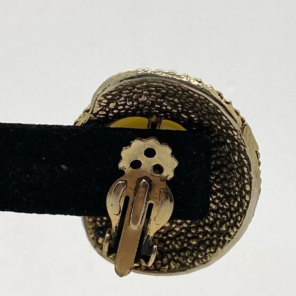 Clip Ons Faux Pearls Statement Antique Gold Tone - Picture 14 of 15